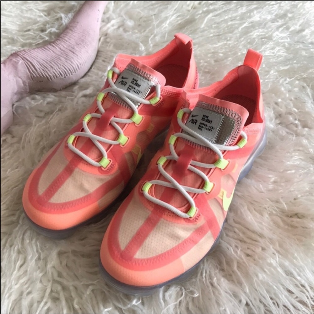 NWT Nike Air Vapormax Peach - Picture 6 of 8